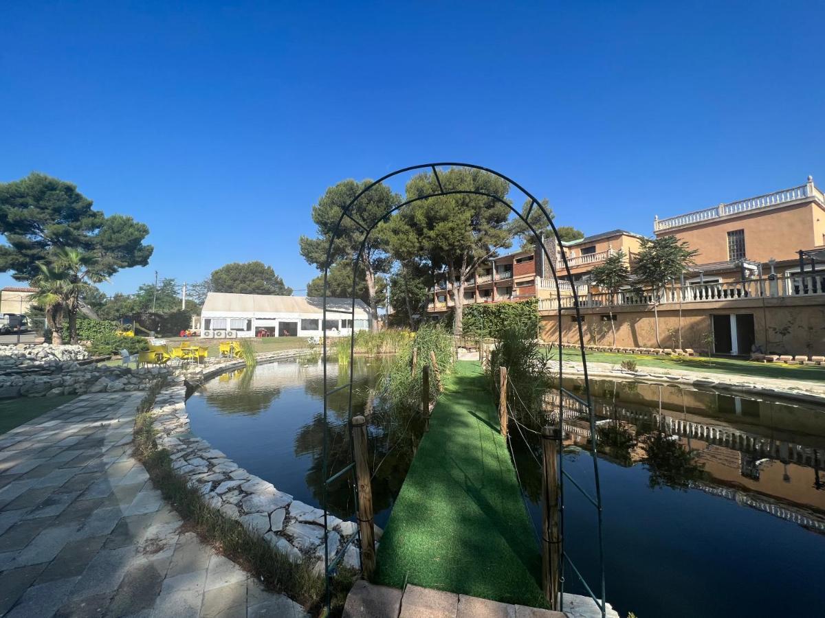 Hotel El Cisne Zaragoza Luaran gambar