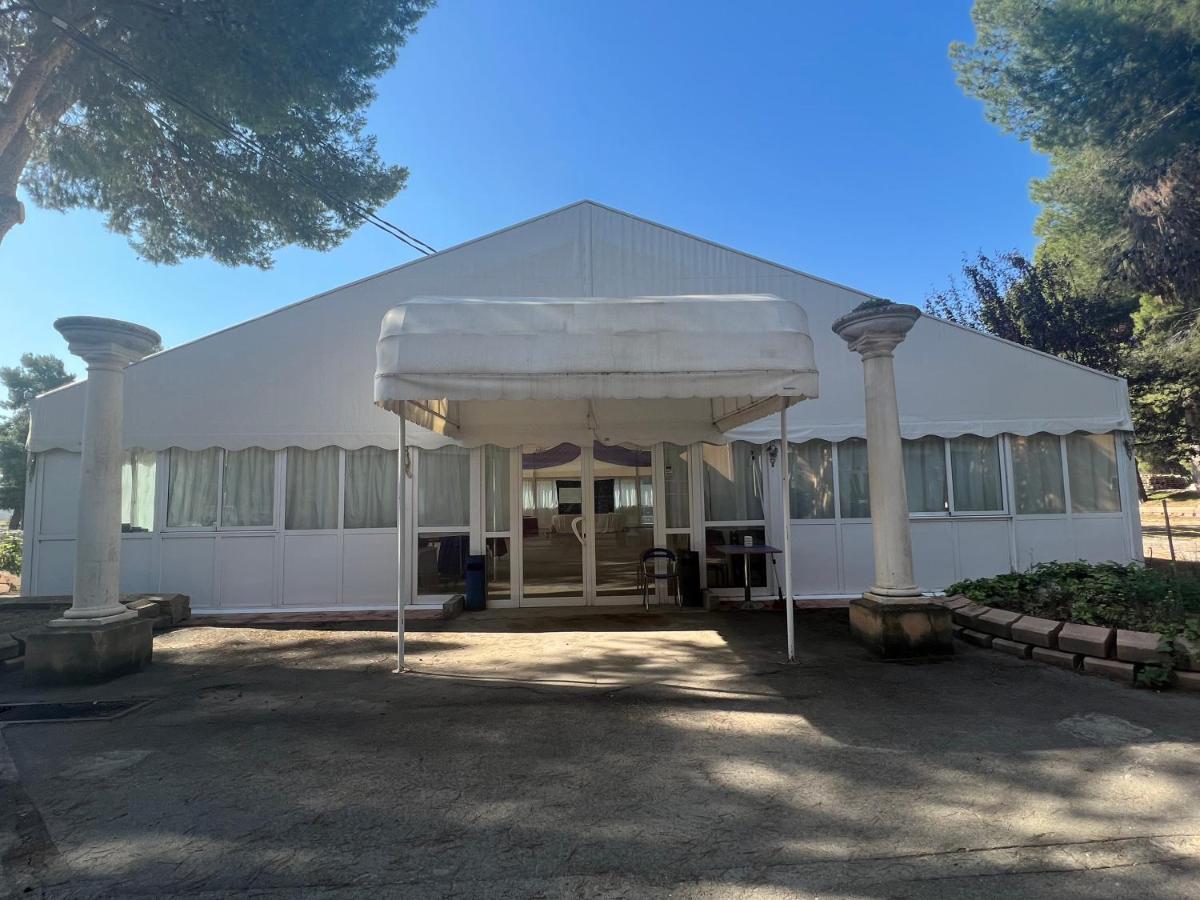 Hotel El Cisne Zaragoza Luaran gambar